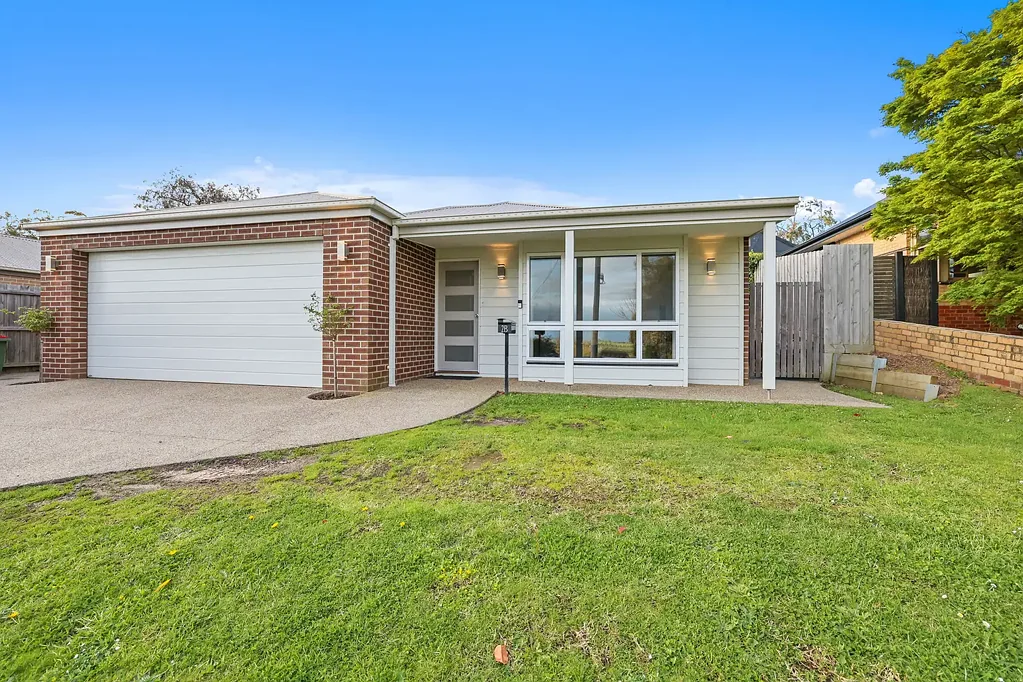 2B Archer Road, Garfield, VIC 3814