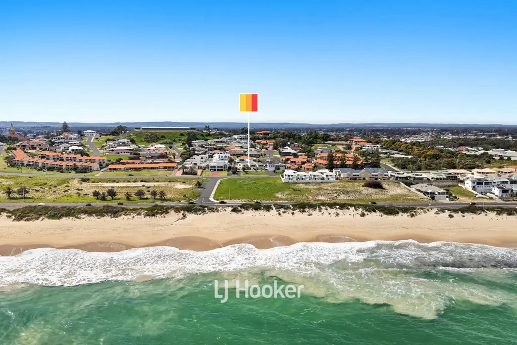 Bunbury 2ਬੈੱਡਰੂਮ Beachfront Living in the Heart of Bunbury with High Rental Yield Potential!