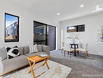 140B Tiriwa Drive, Massey, Waitakere City, 2 ਕਮਰੇ, 1 ਬਾਥਰੂਮ, Townhouse