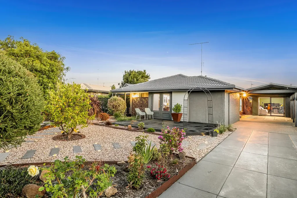 Drysdale 3 Slaapkamer Refined Coastal Living with Expansive Outdoor Appeal