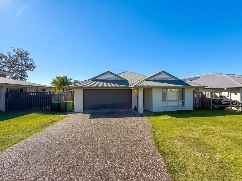 Ormeau 4房  Spacious Family Home Offering Comfort, Convenience & Effortless Entertaining