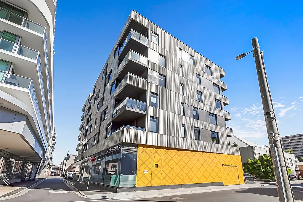 Boutique, near-new luxury apartment.