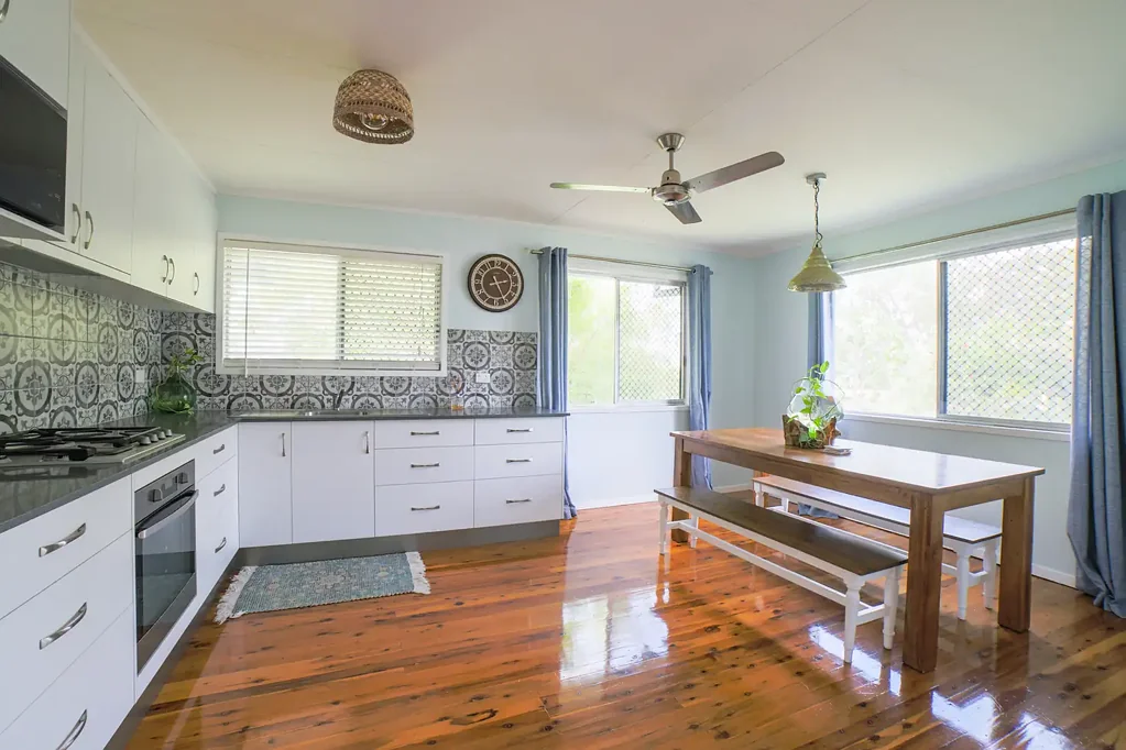 10 Yeates Crescent, Dysart, QLD 4745