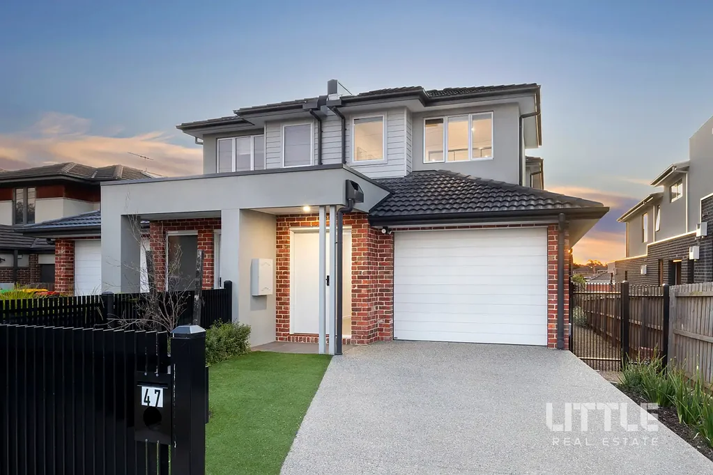 Niddrie 4 Bedroom Suitable For Investment Purposes Flawless Family Luxury