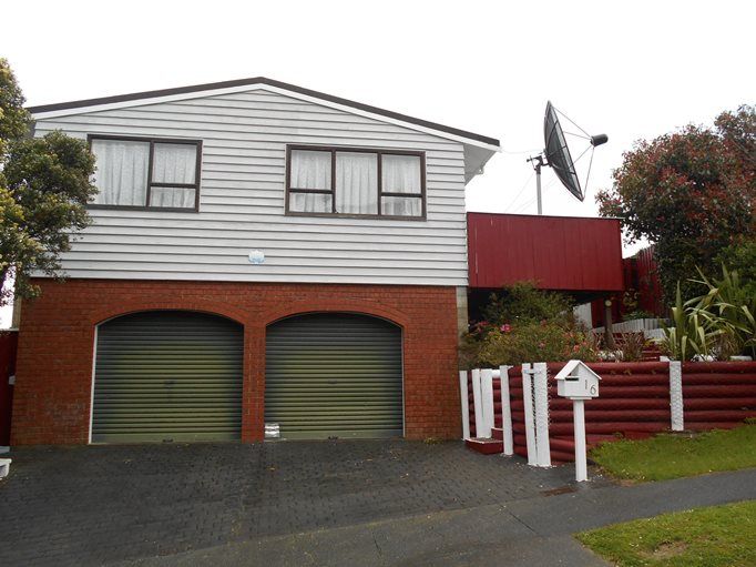 16 Matuhi Street, Tirohanga, Lower Hutt, 3 Bedrooms, 3 Bathrooms