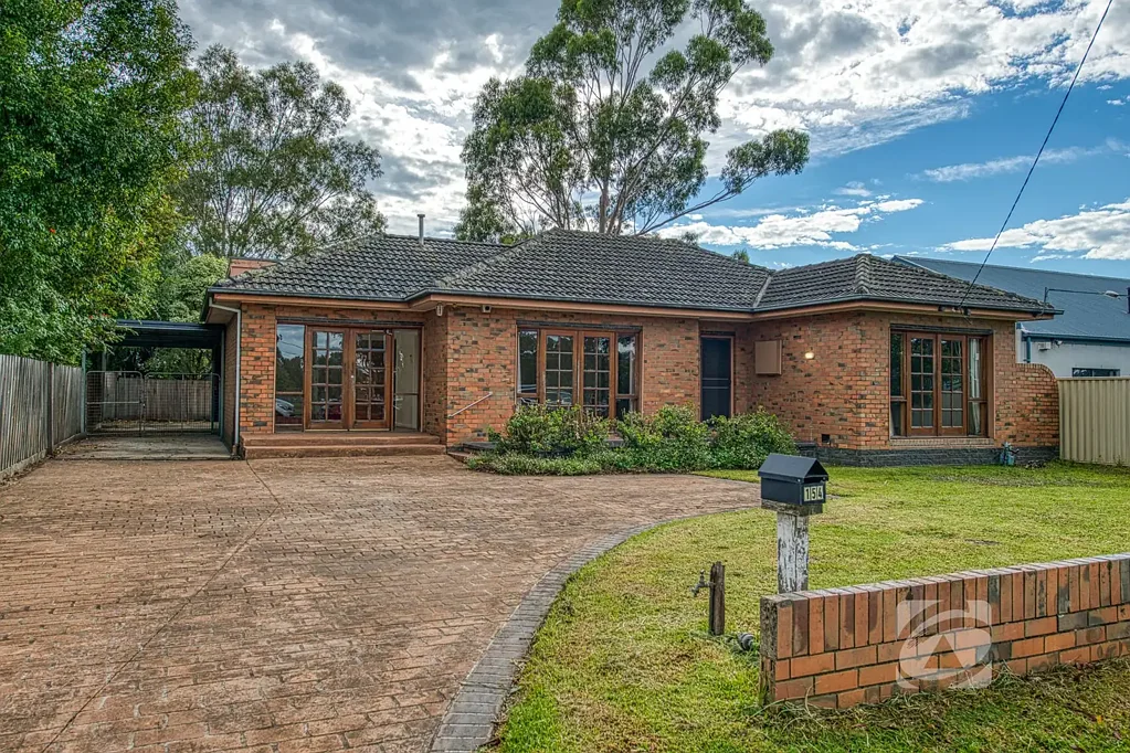 Pakenham 3房 绝佳干道位置 586m²永久产权 高曝光度潜力 多元商业用途 紧俏稀缺机会 Secure Your Spot on Princes Highway