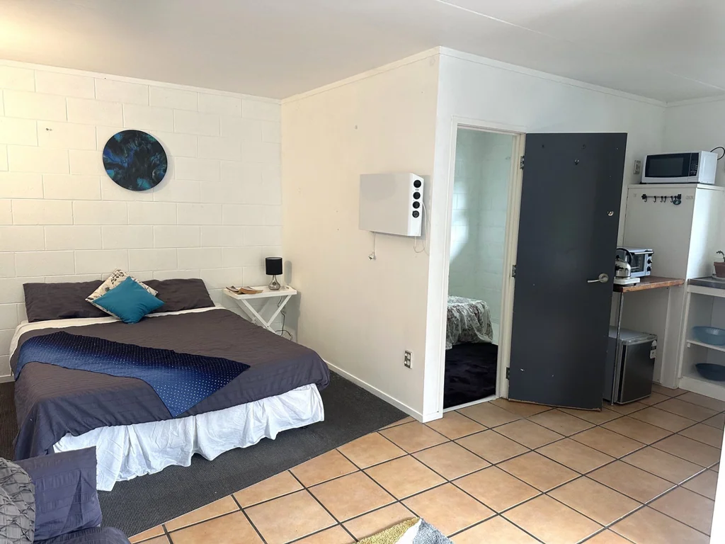 Paihia 1બેડરૂમ Affordable Coastal Unit - Walk to Paihia Village & Beaches!