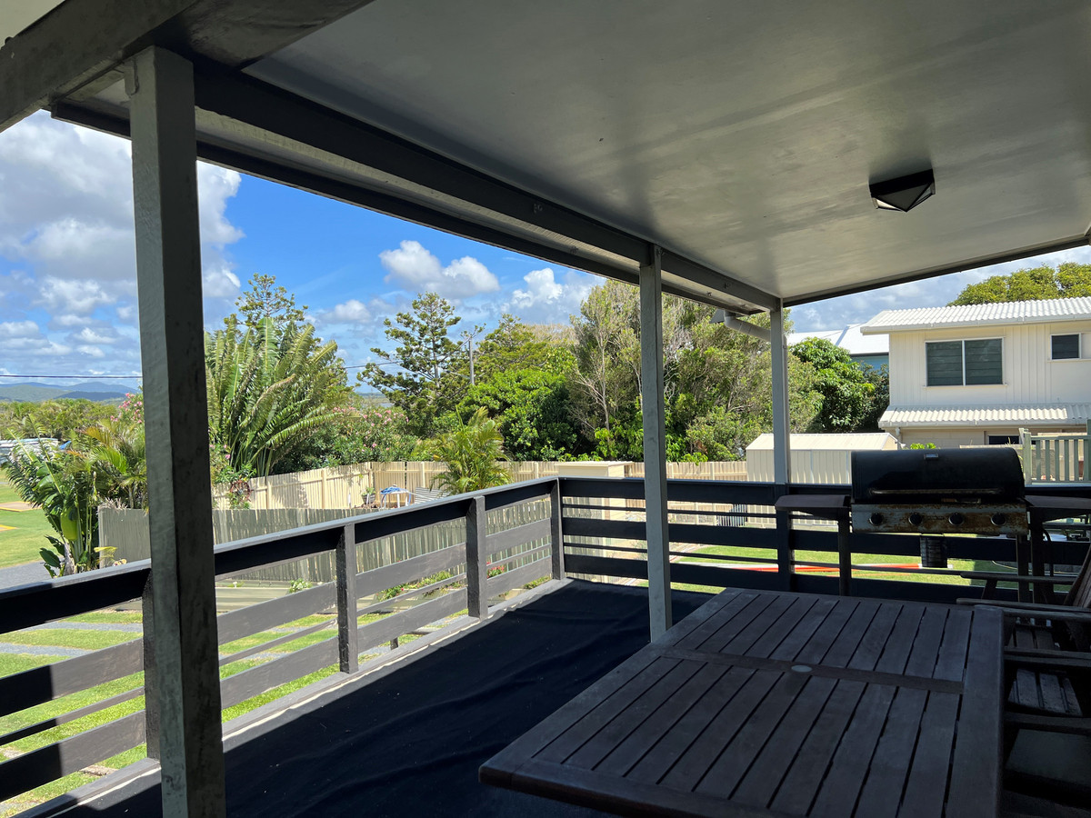 27 TAYLOR ST, KEPPEL SANDS QLD 4702, 0房, 0浴, House