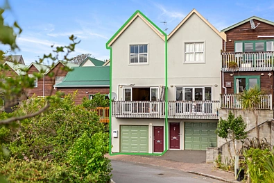 Thorndon 3房  North-Facing Living Just Steps From the City