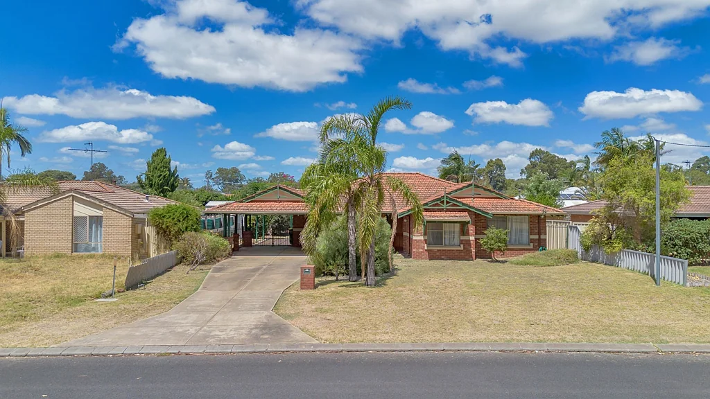 17 Colin Street, Pinjarra, WA 6208