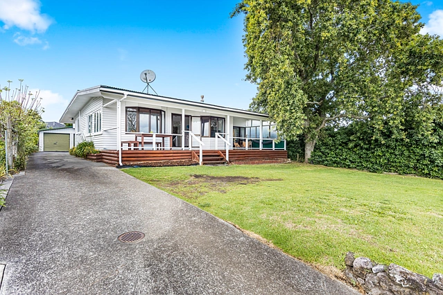 2/42 Kiwi Esplanade, Mangere Bridge, Manukau City