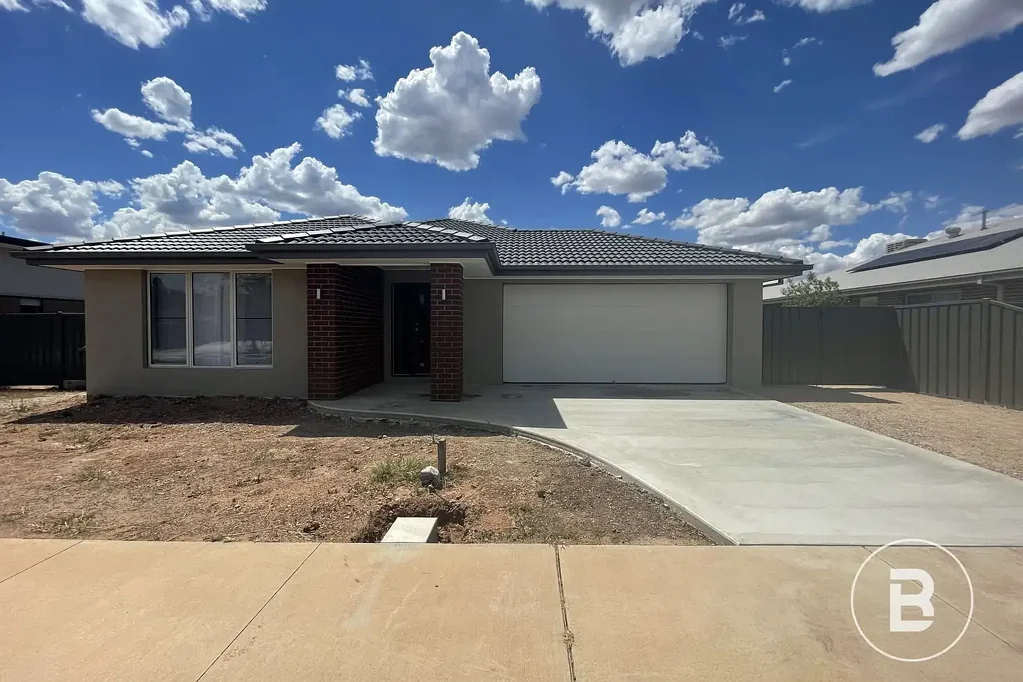 Executive Living in Huntly
