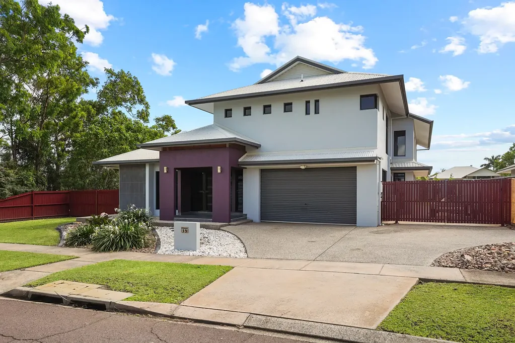 35 Matla Crescent, Lyons, NT 810