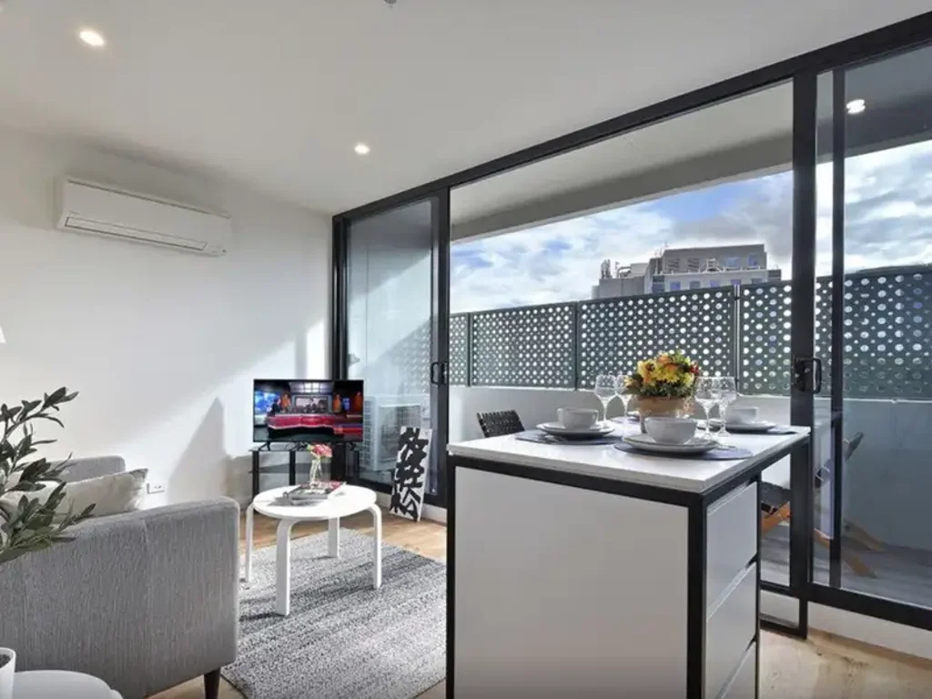 Easy access to the CBD - Luma 1BR Apartment