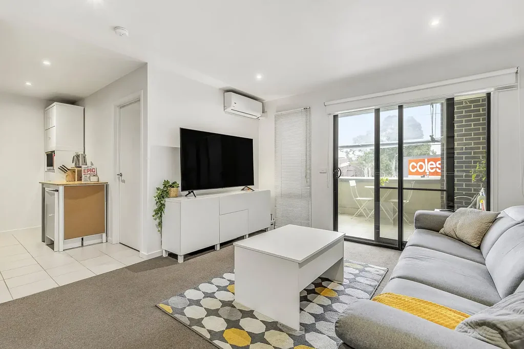 Clayton South 2ਬੈੱਡਰੂਮ Easygoing Lifestyle in Clayton South