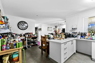 ਰਸੋਈ - 4 Larimar Court, Urangan, QLD 4655