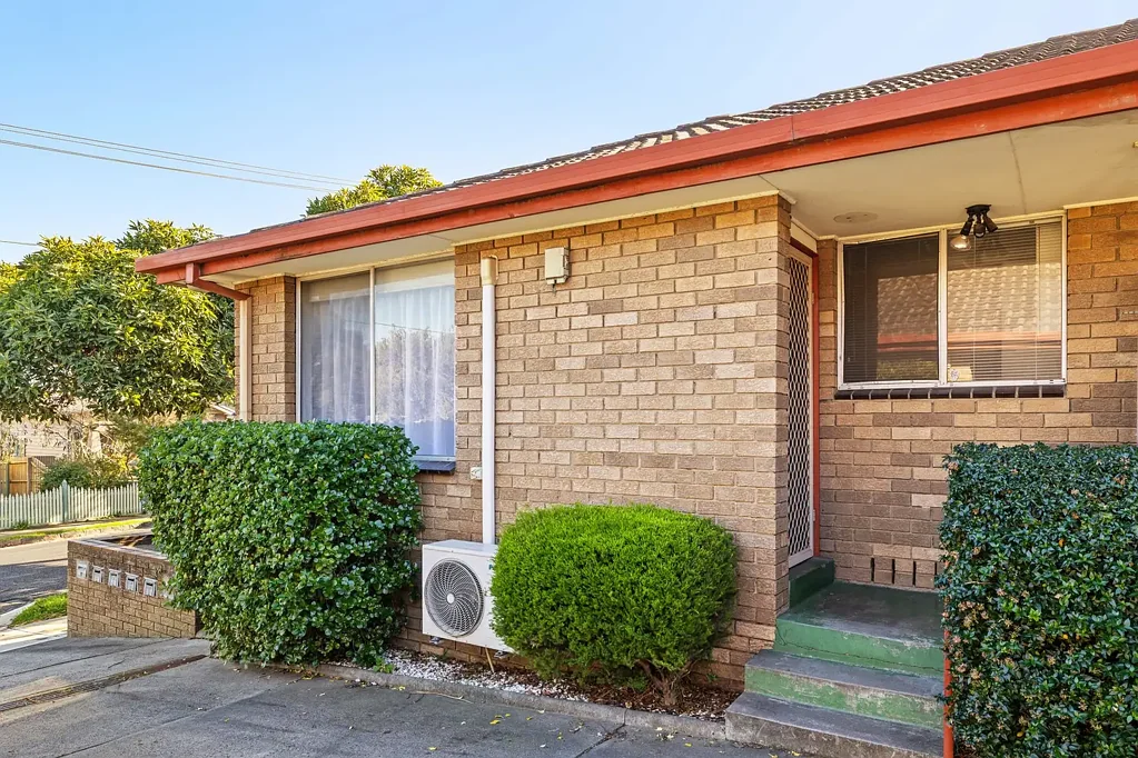 For Lease – 1/4 Dalgety Street, Brunswick West