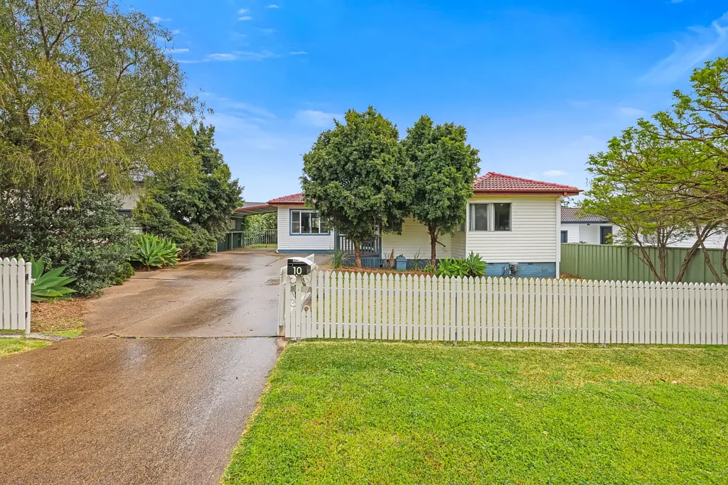 Muswellbrook 3房  Immaculate Presentation, Fantastic Outdoor Space - Entertain, Relax & Enjoy!