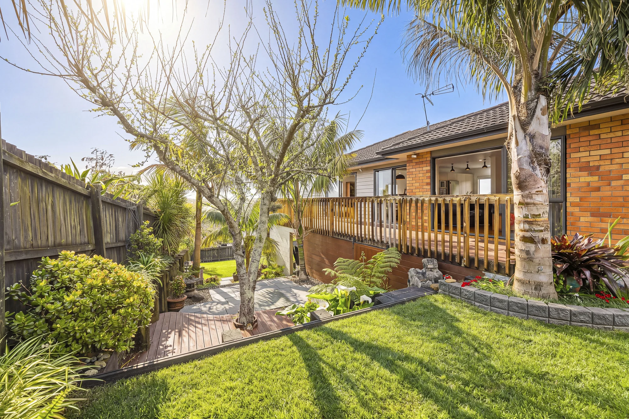 Manurewa 4Moenga #GAMEDAY Tropical Brick Beauty!