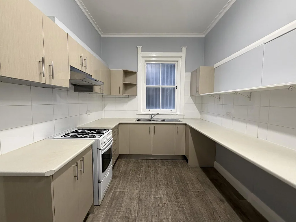 Convenient 2-Bedder!