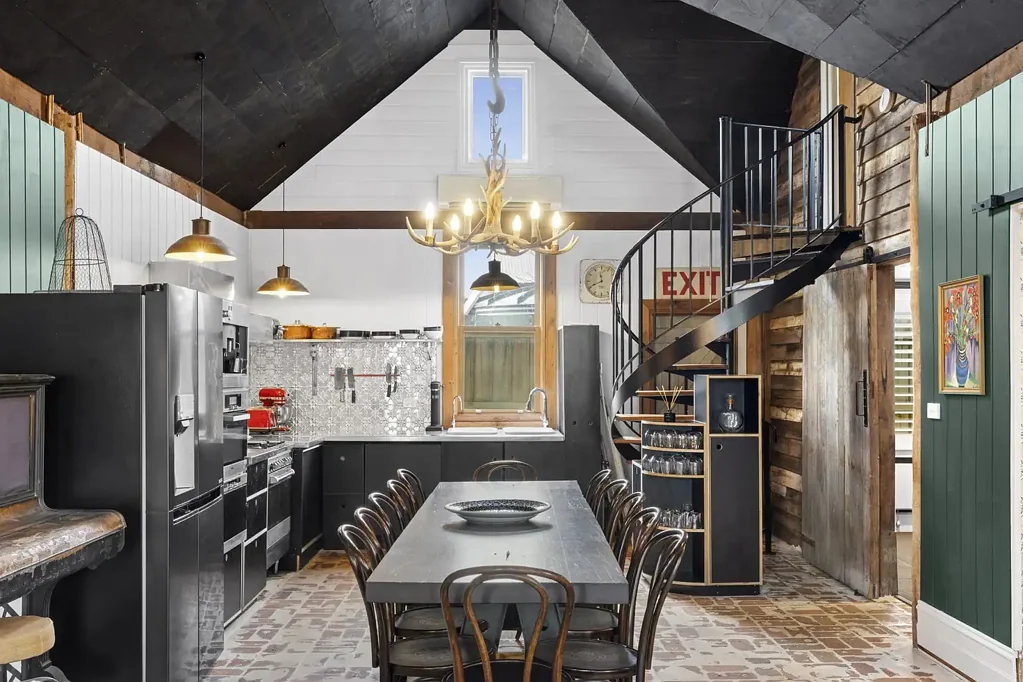 Daylesford 2 Bedroom Textured, Timeless, and Brimming with Personality