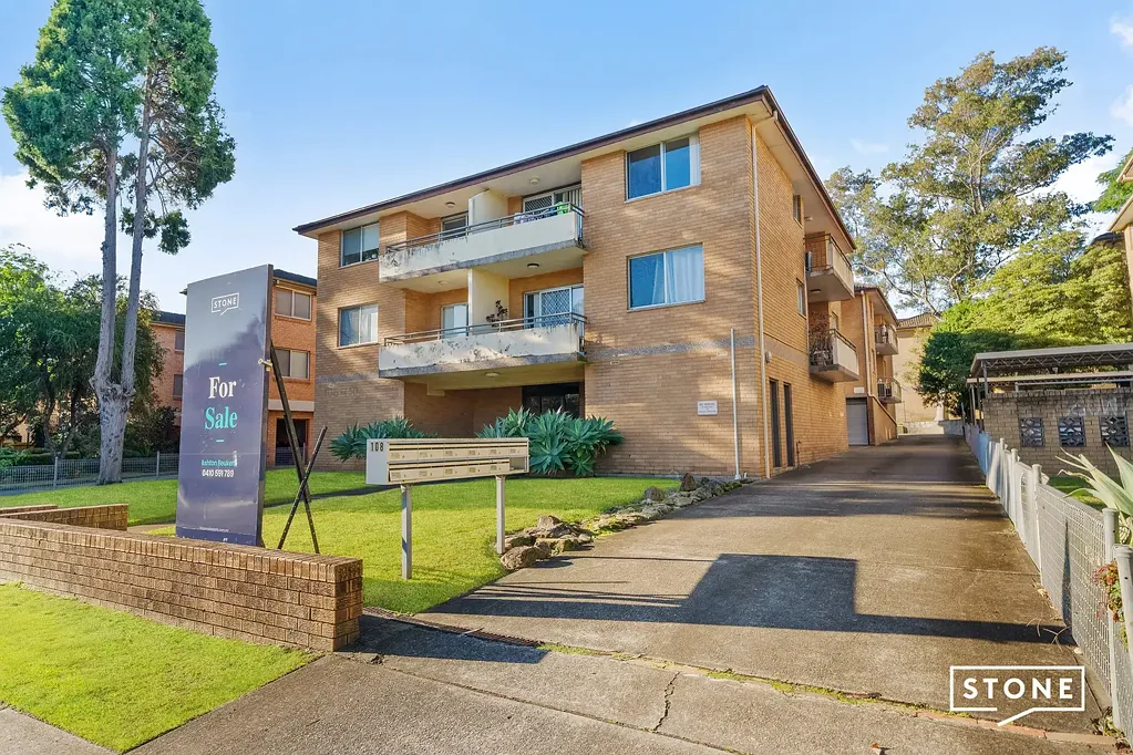 North Parramatta 2ਬੈੱਡਰੂਮ Elevated Apartment with Two Balconies