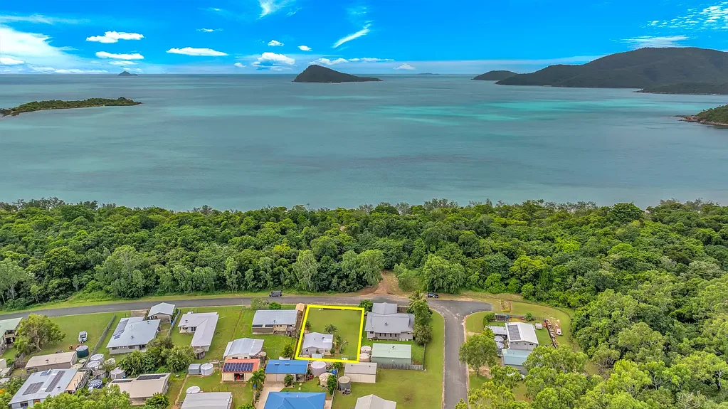 55 Trochus Street, Dingo Beach, QLD 4800