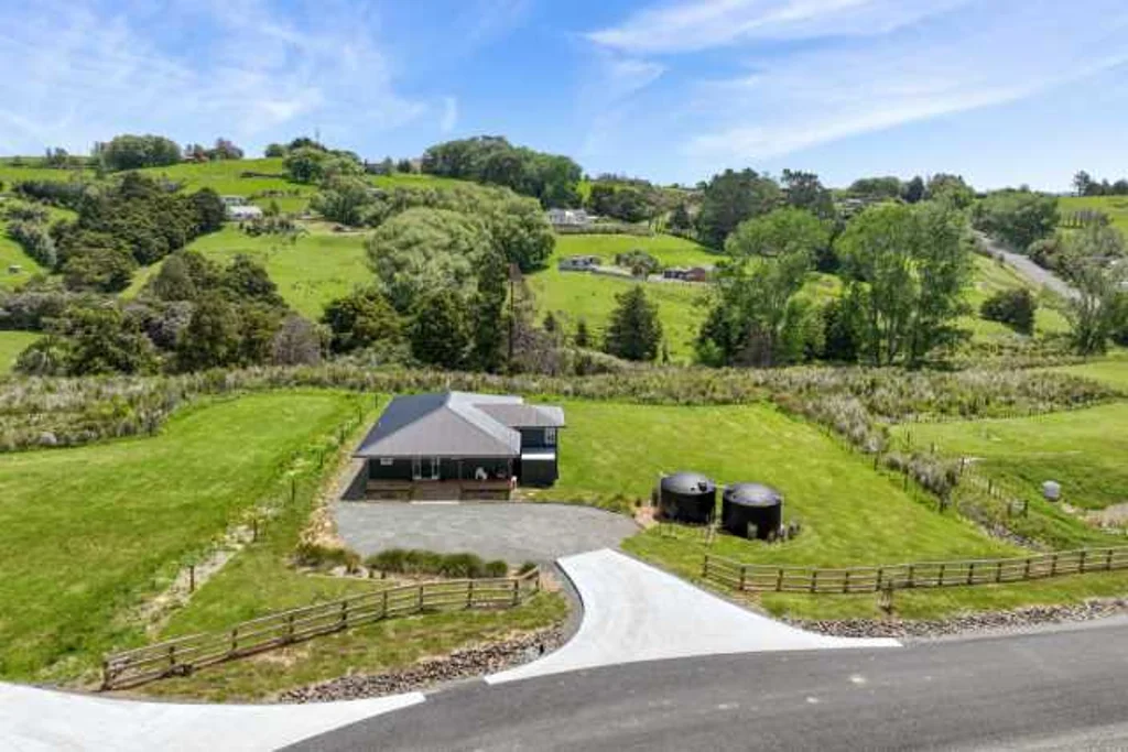 Kaiwaka 3部屋 Affordable Rural Retreat: Modern Comforts & Space