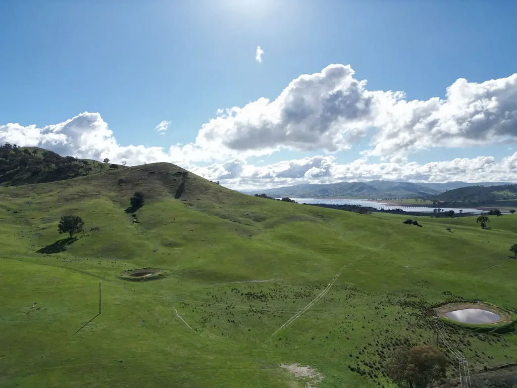 Tangambalanga "Bluff View"
Location, Location, Location, get in quick these blocks don't hang around long.