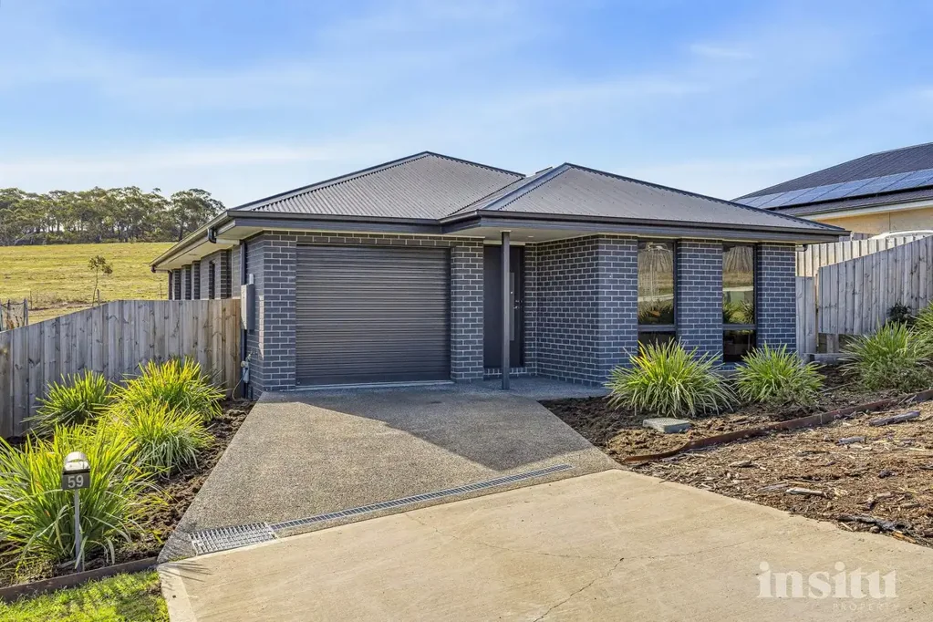 Rokeby 3 Bedroom Modern Comfort with Rural Views.