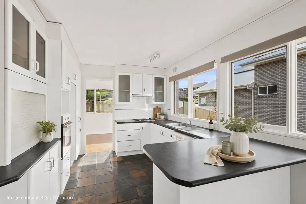 Spacious Family Living in Leafy Keiraville