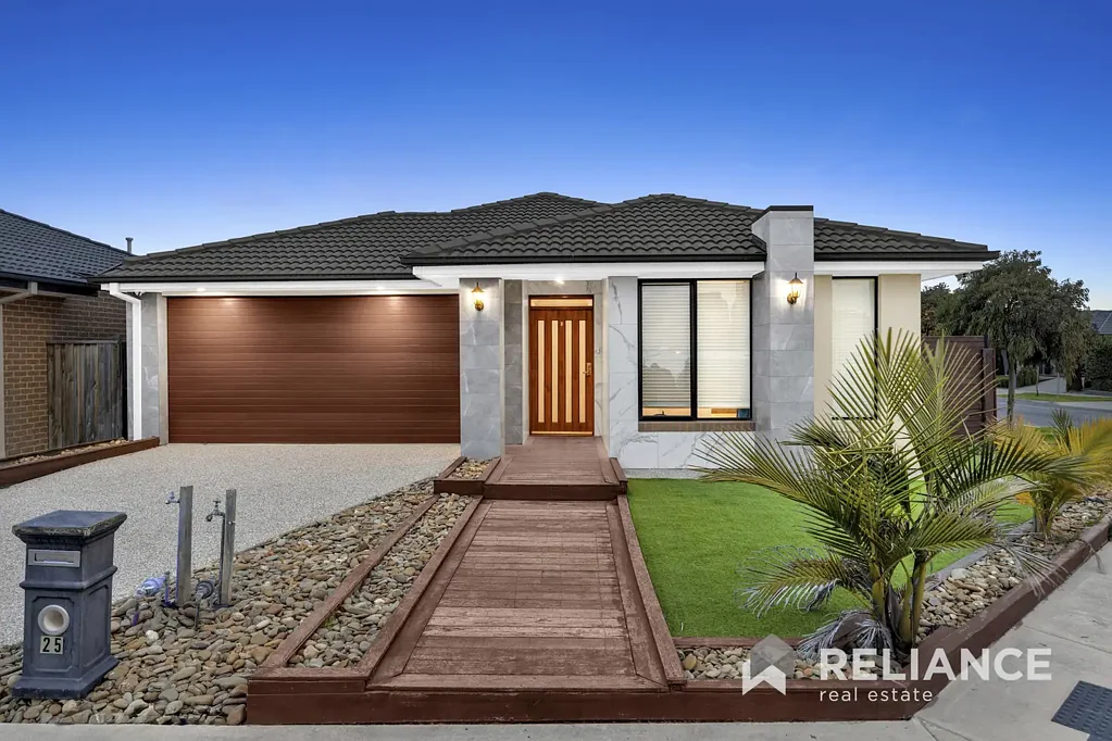 Wyndham Vale 4房 奢华、生活方式与地段——Jubilee Estate 的精美家庭住宅 Luxury, Lifestyle & Location - Stunning Family Home in Jubilee Estate