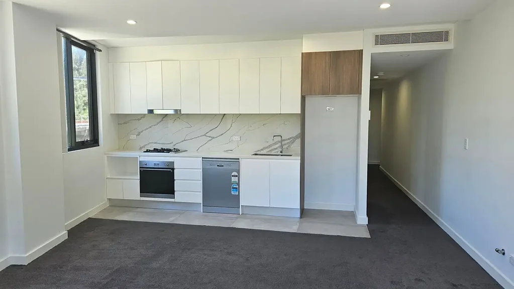 Modern 2 Bedroom Apartment in Wolli Creek!