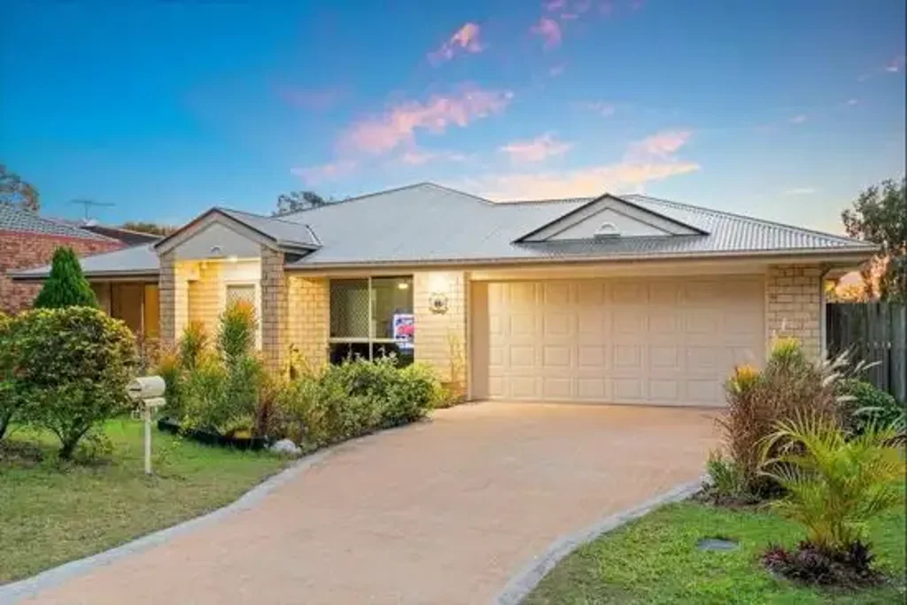 Spacious Family Living with Park Views ---Leased