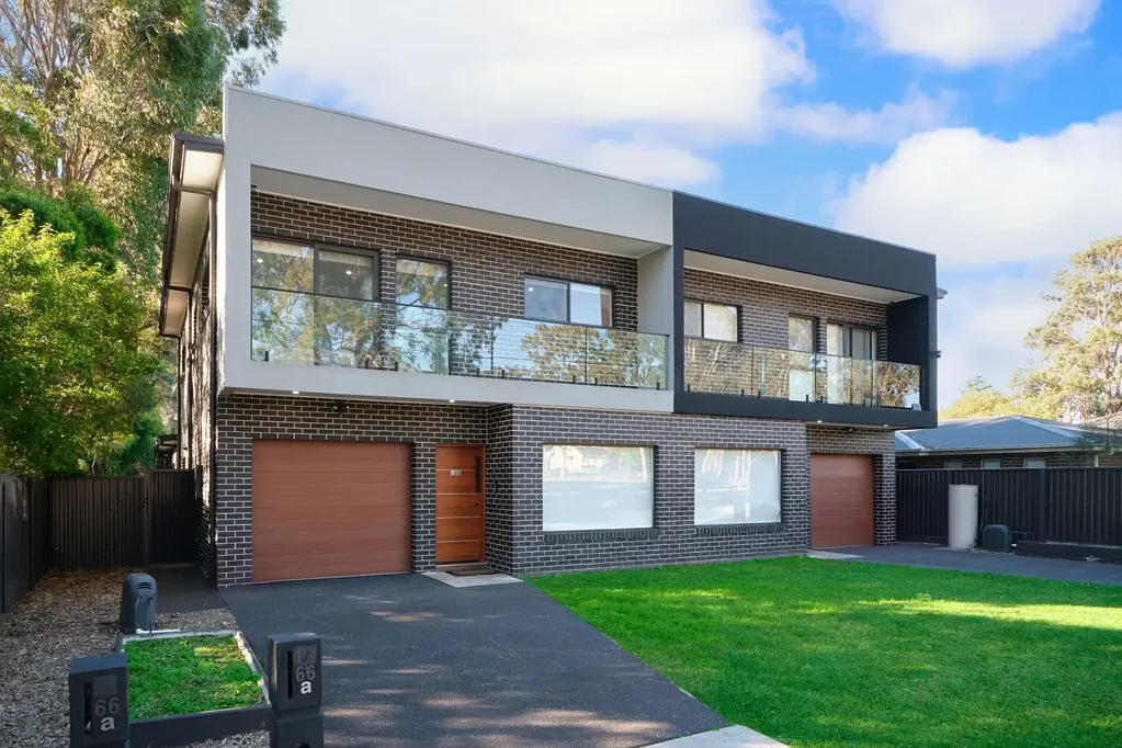 Macquarie Fields 7ห้องนอน Rare 7-Bedroom Premium Residence Offering Exceptional Flexibility for Today and Tomorrow.