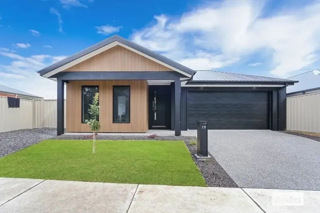 Modern Comfort Meets Everyday Convenience – 3-Bedroom Family Home with Oversized Alfresco