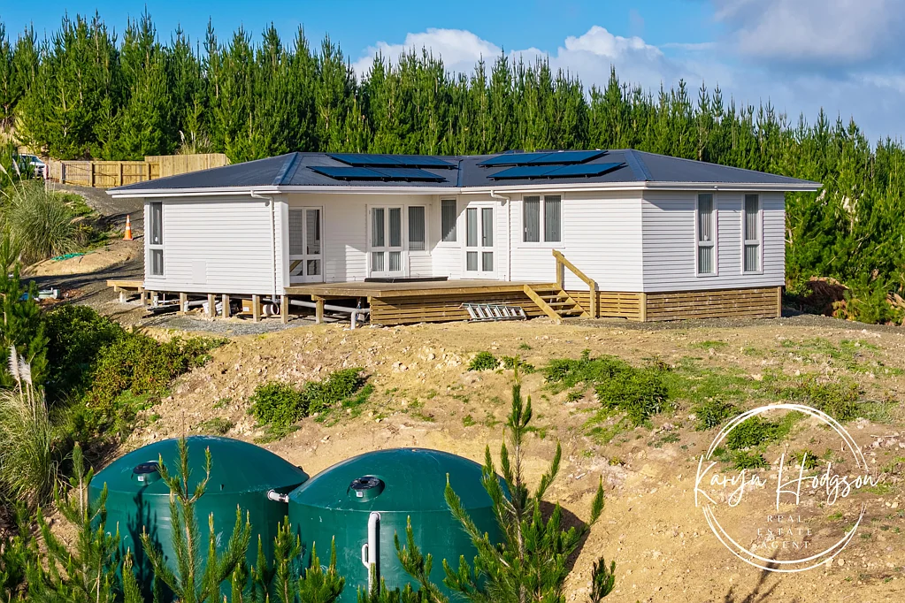 Paparoa 4房  BIG Property, Small Price