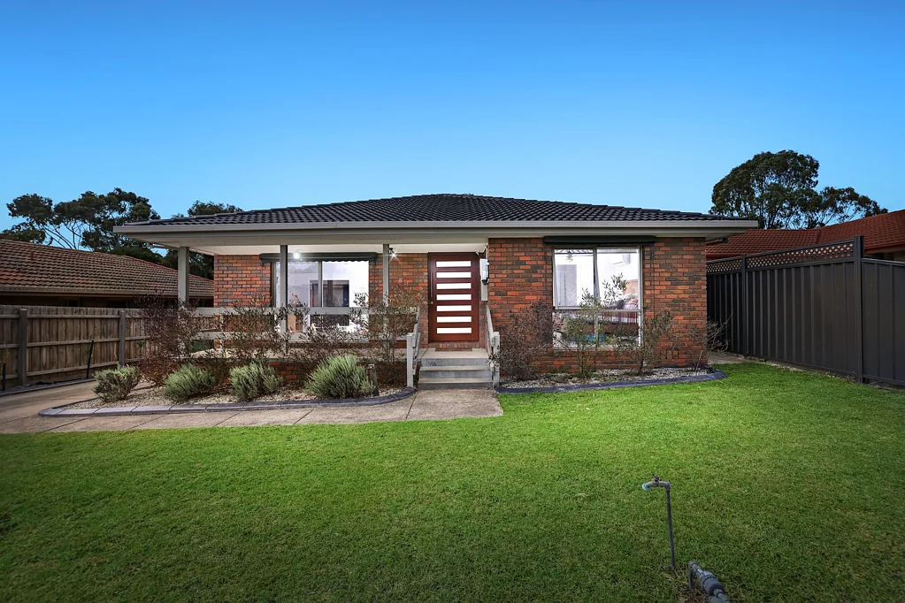 11 Woodstock Close, Sunbury, VIC 3429