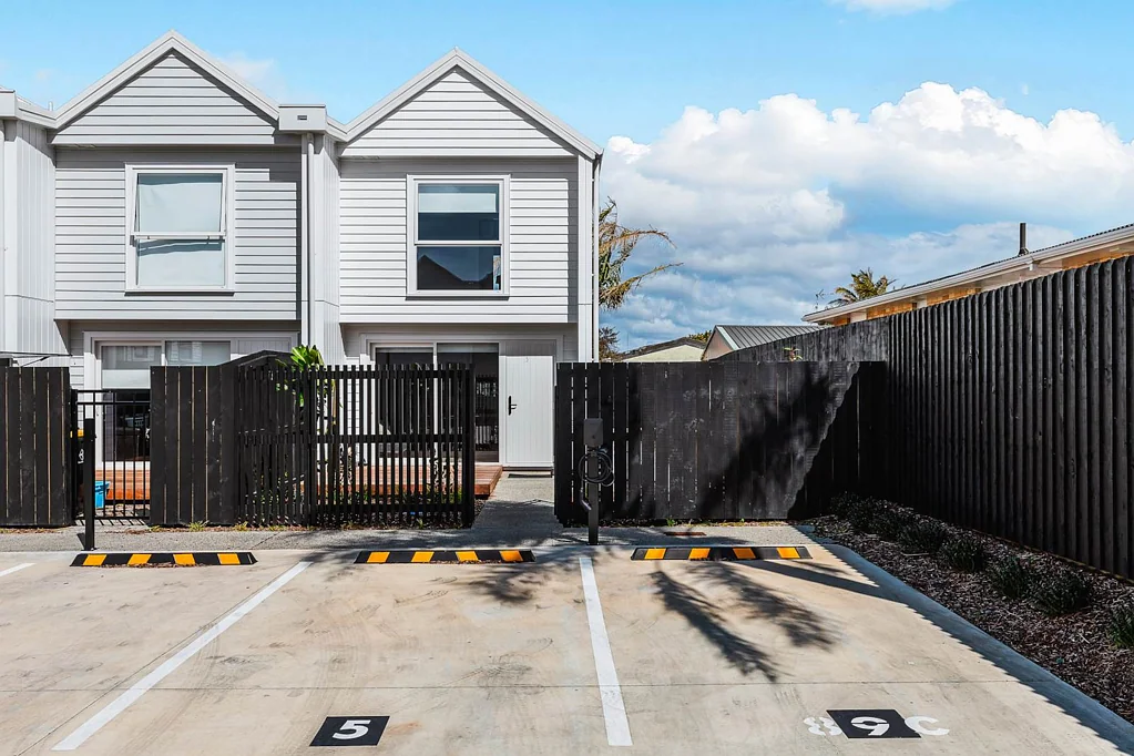 Otumoetai 2房  Elevated and Elegant, Easy Living