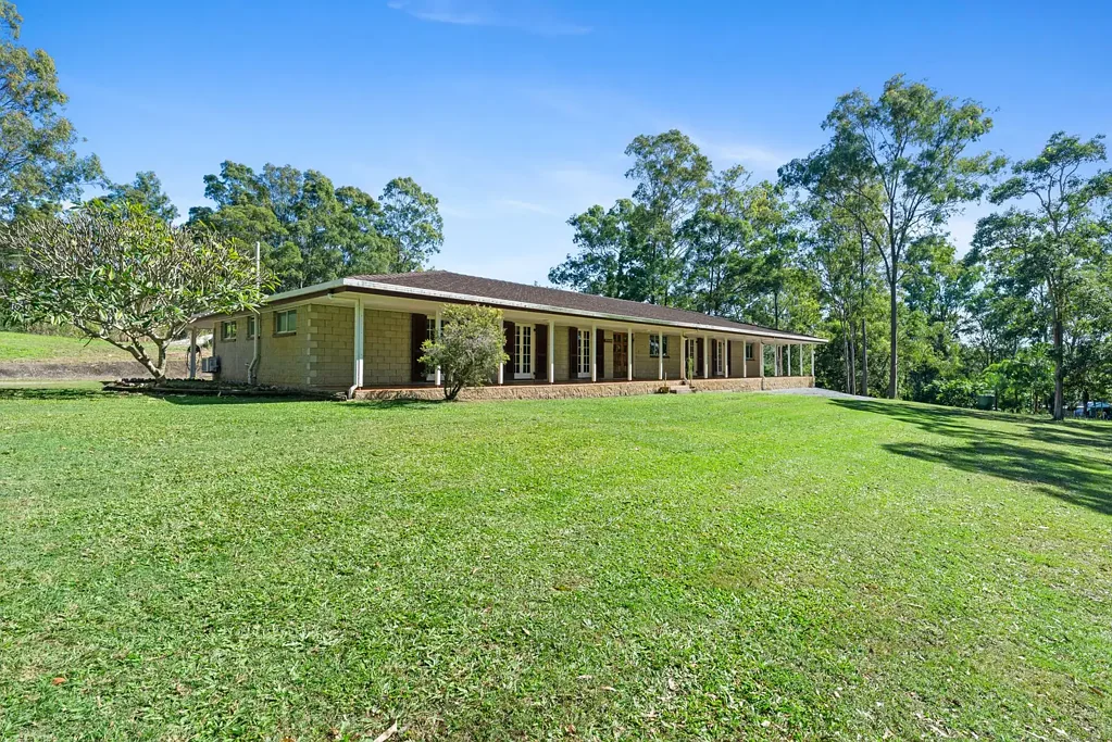 Araluen 5房  5 brm Family Home on 5 Acres!