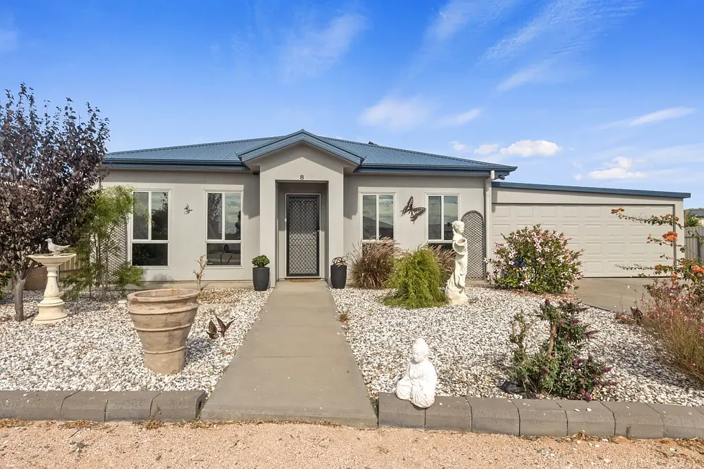 8 Deer Court, Wallaroo, SA 5556