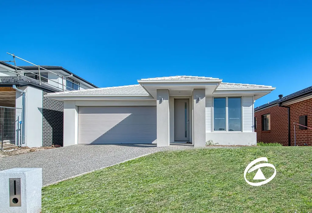 DESIGNER HOME - READY TO MOVE IN