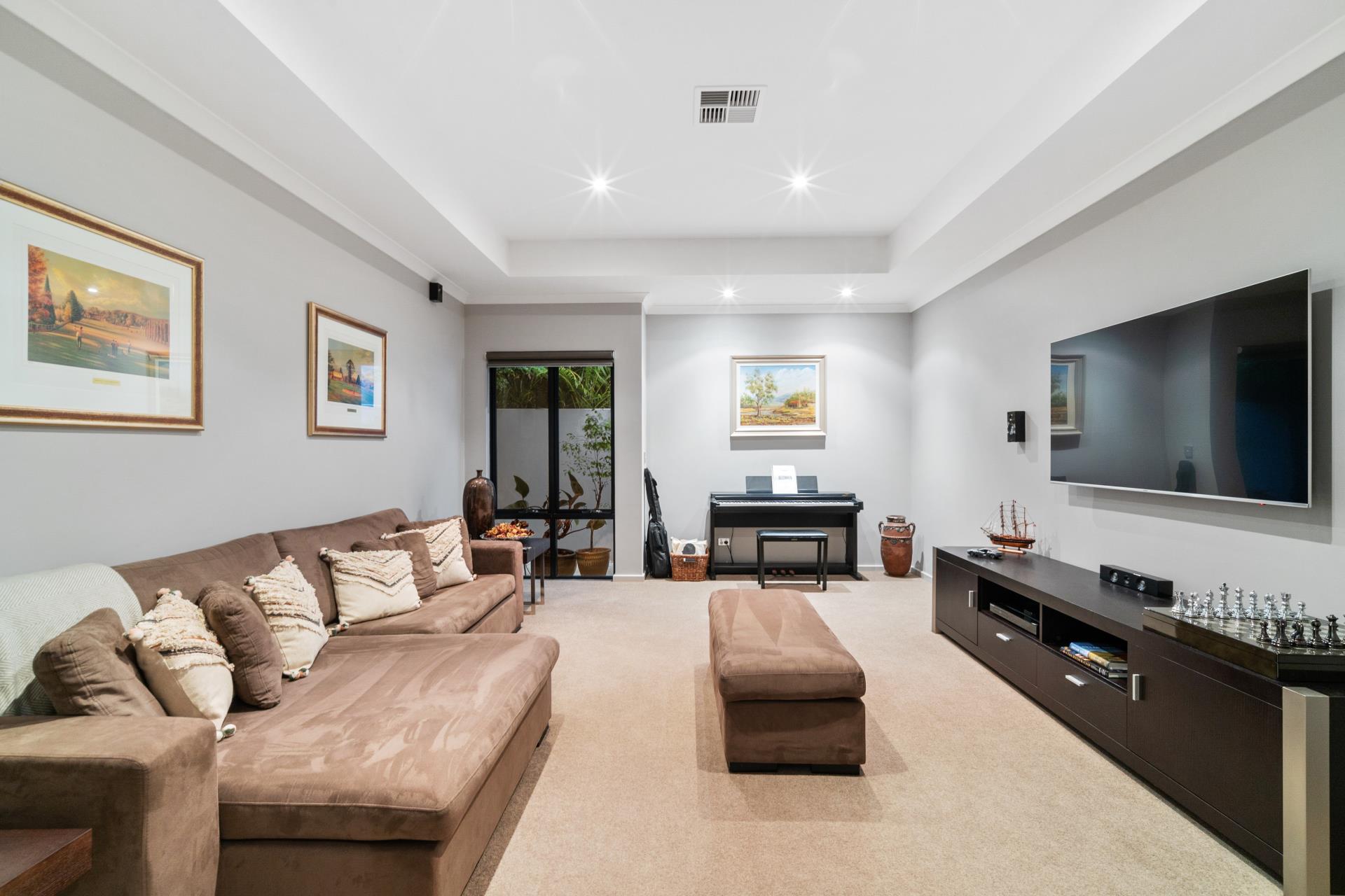 11 SPIDERLILY MEWS, KARRINYUP WA 6018, 0 rūma, 0 rūma horoi, House