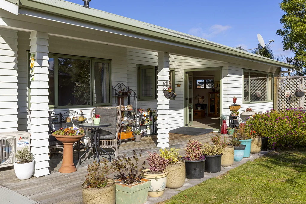 Taupo 2غرفة نوم Enormous garaging - Cute living