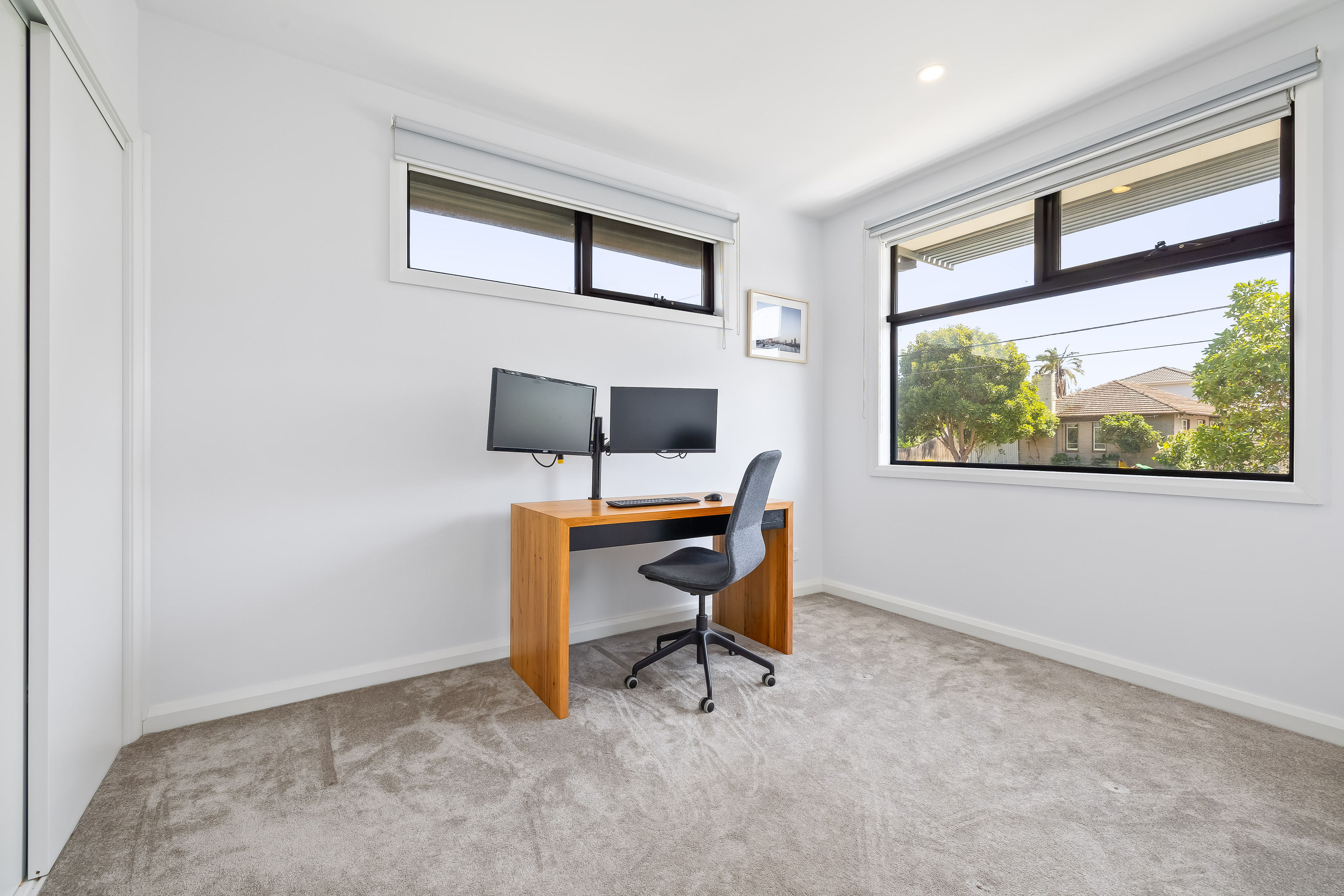 UNIT 1 17 SUMMERHILL RD, RESERVOIR VIC 3073, 0 રૂમ, 0 બાથરૂમ, Townhouse