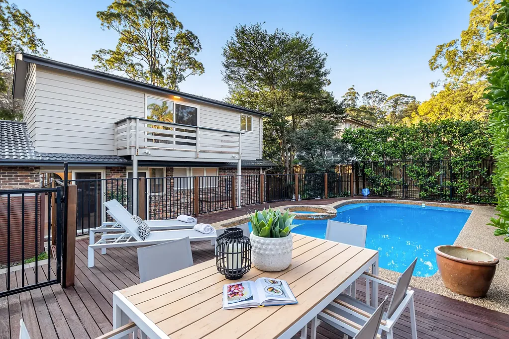 21 Mitchell Crescent, Warrawee, NSW 2074