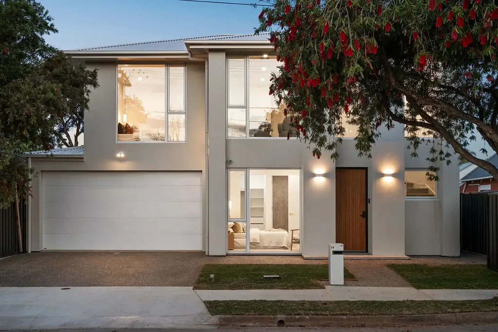 South Plympton 4Habitaciones Brand-New, Contemporary Living with Room to Entertain