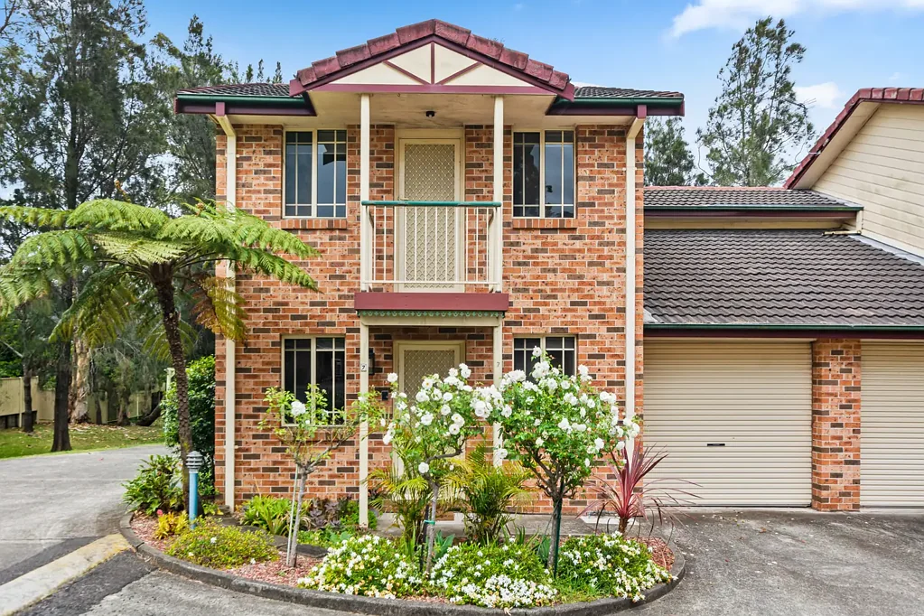 Quiet & Convenient Townhouse Living