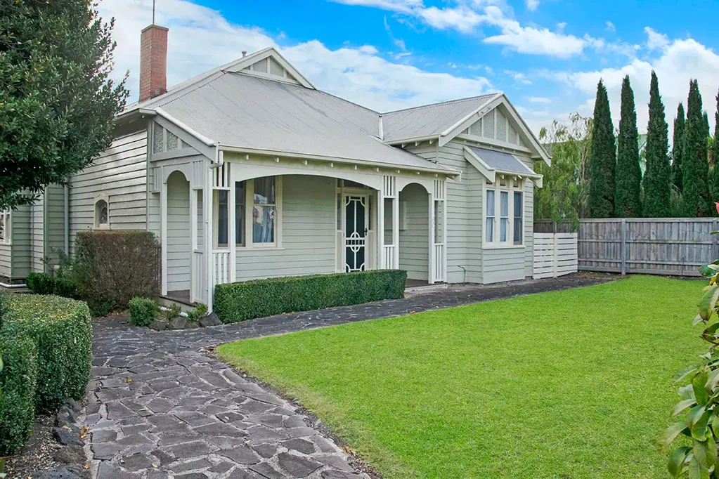 60 Princes Highway, Port Fairy, VIC 3284