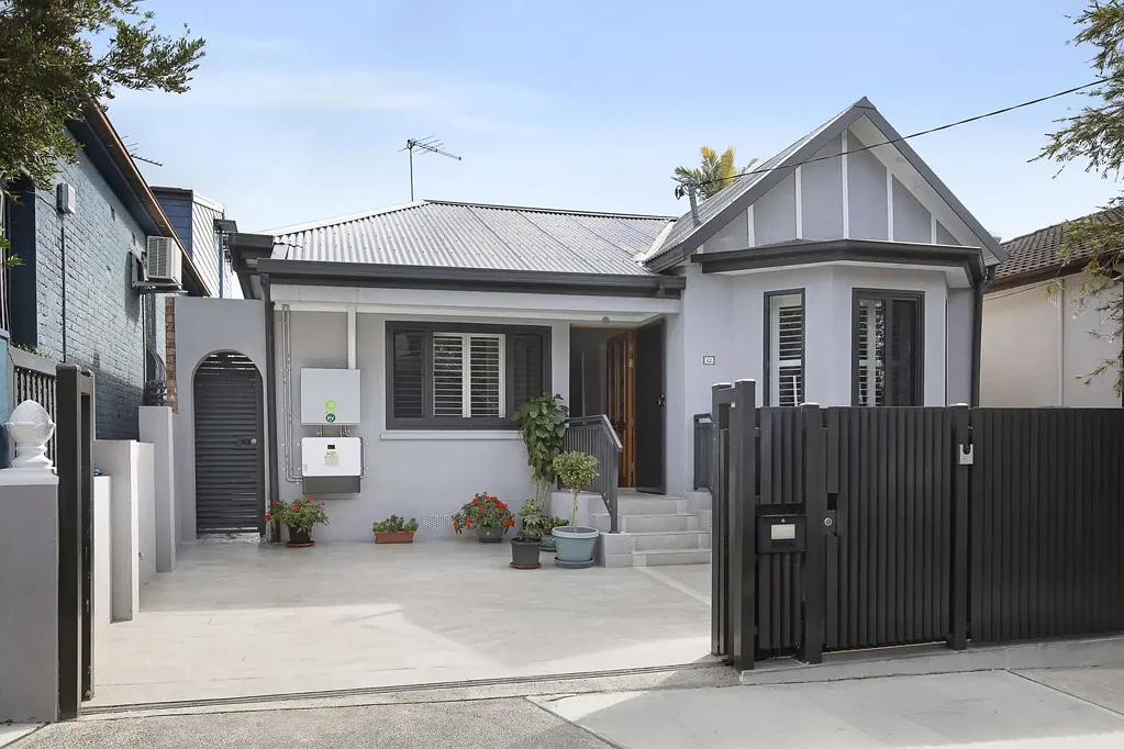 Marrickville 4Kwarto A modern-day take on a classic period home